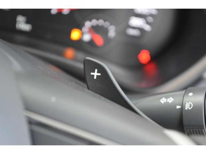 スイフト1.2 ハイブリッド MZ 4WD　ワンオーナー車ハイブリッド4WDセーフティサポート搭載スズキコネクト対応通信機装着車9インチディスプレイオーディオ電動パーキングブレーキアダプティブクルーズコントロールLEDライト 1200