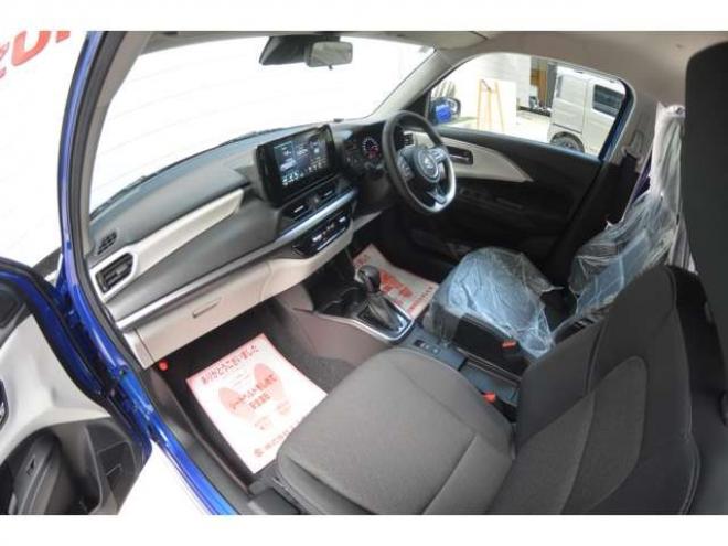 スイフト1.2 ハイブリッド MZ 4WD　ワンオーナー車ハイブリッド4WDセーフティサポート搭載スズキコネクト対応通信機装着車9インチディスプレイオーディオ電動パーキングブレーキアダプティブクルーズコントロールLEDライト 1200