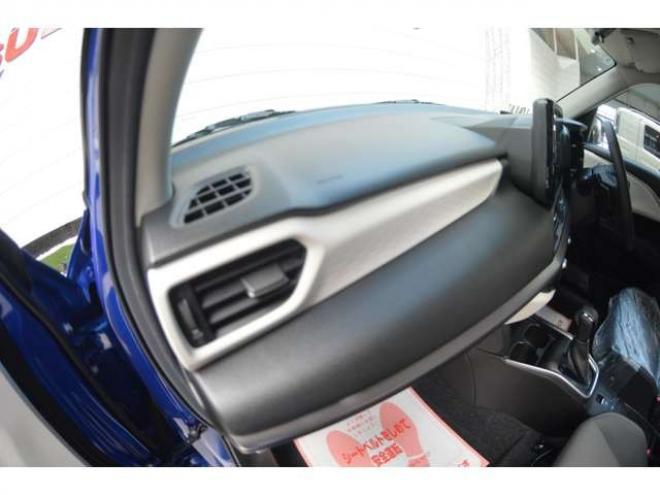 スイフト1.2 ハイブリッド MZ 4WD　ワンオーナー車ハイブリッド4WDセーフティサポート搭載スズキコネクト対応通信機装着車9インチディスプレイオーディオ電動パーキングブレーキアダプティブクルーズコントロールLEDライト 1200