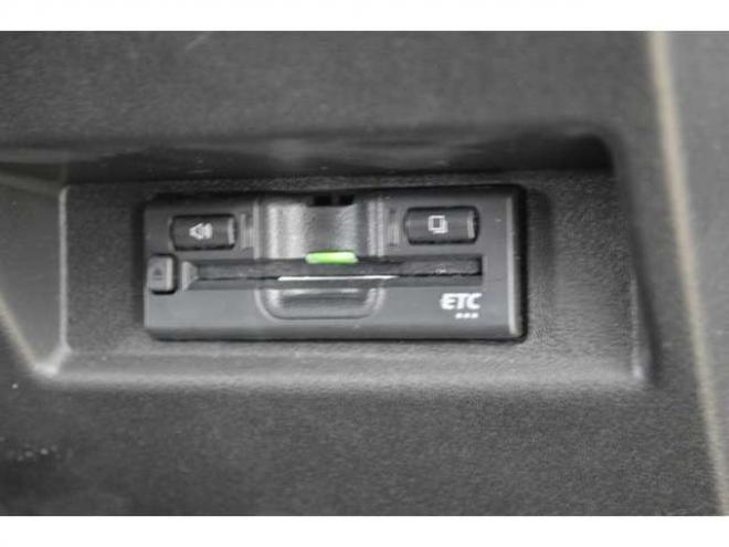 ジムニーシエラ1.5 JC 4WD　ワンオーナー車4WDセーフティサポート搭載アイドリングストップハイビームアシストLEDライト後退時ブレーキサポートETCクルーズコントロール横滑り防止装置ヒルホールドコントロール 1500