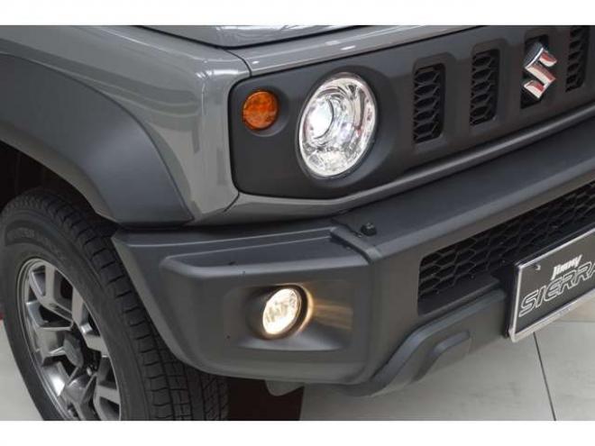 ジムニーシエラ1.5 JC 4WD　ワンオーナー車4WDセーフティサポート搭載アイドリングストップハイビームアシストLEDライト後退時ブレーキサポートETCクルーズコントロール横滑り防止装置ヒルホールドコントロール 1500