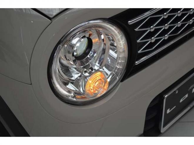 ラパンX 4WD　ワンオーナー車4WDセーフティサポート搭載アイドリングストップ横滑り防止装置デュアルセンサーブレーキサポート後退時ブレーキサポートハイビームアシストLEDライト 660