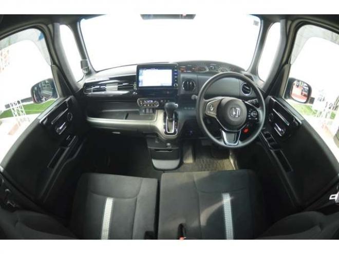N-BOXカスタム 660 L 4WD　ワンオーナー車4WDホンダセンシング両側オートスライドドア純正ギャザーズナビTVバックカメラETCハイビームアシストLEDライトアダプティブクルーズコントロールドライブレコーダーシートヒーター 660