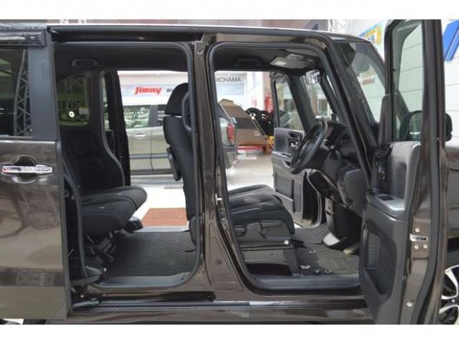 N-BOXカスタム 660 L 4WD　ワンオーナー車4WDホンダセンシング両側オートスライドドア純正ギャザーズナビTVバックカメラETCハイビームアシストLEDライトアダプティブクルーズコントロールドライブレコーダーシートヒーター 660