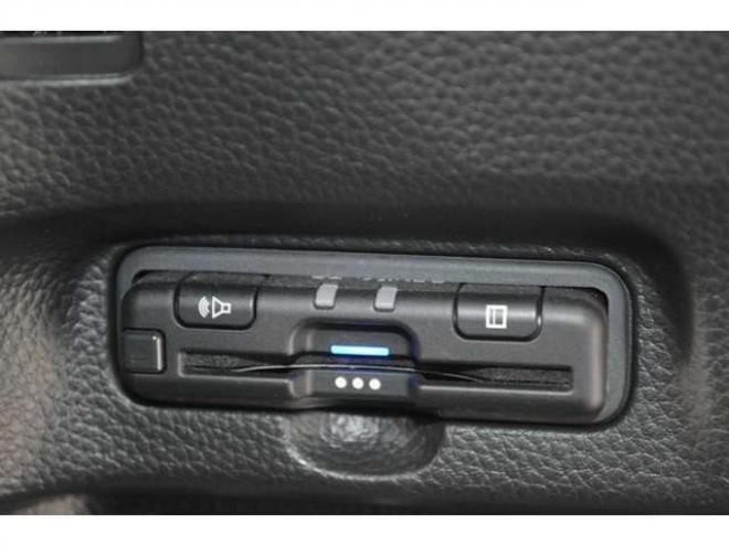 N-BOXカスタム 660 L 4WD　ワンオーナー車4WDホンダセンシング両側オートスライドドア純正ギャザーズナビTVバックカメラETCハイビームアシストLEDライトアダプティブクルーズコントロールドライブレコーダーシートヒーター 660