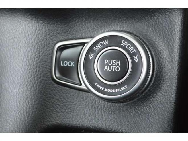 SX4S-CROSS 1.6 4WD　ワンオーナー車ALLGRIP4WD横滑り防止装置パドルシフト横滑り防止装置7インチワイドナビTVディスチャージヘッドライトETCクルーズコントロール社外18インチアルミ 1600