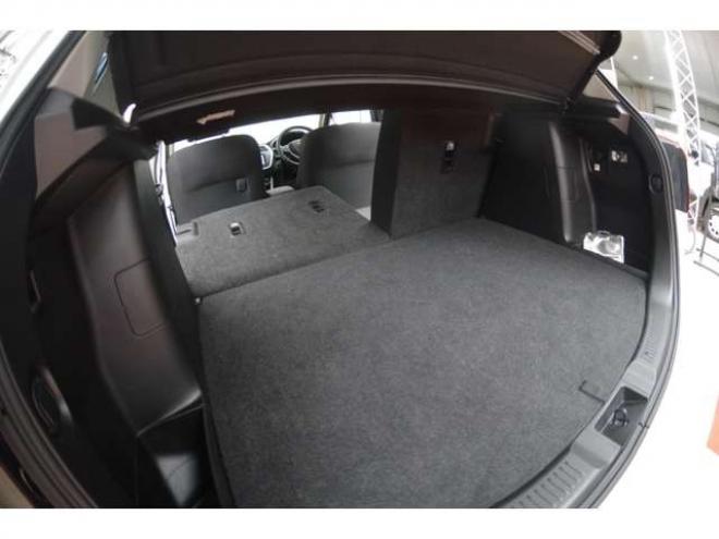 SX4S-CROSS 1.6 4WD　ワンオーナー車ALLGRIP4WD横滑り防止装置パドルシフト横滑り防止装置7インチワイドナビTVディスチャージヘッドライトETCクルーズコントロール社外18インチアルミ 1600