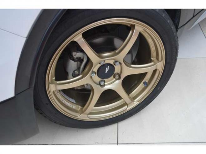 SX4S-CROSS 1.6 4WD　ワンオーナー車ALLGRIP4WD横滑り防止装置パドルシフト横滑り防止装置7インチワイドナビTVディスチャージヘッドライトETCクルーズコントロール社外18インチアルミ 1600