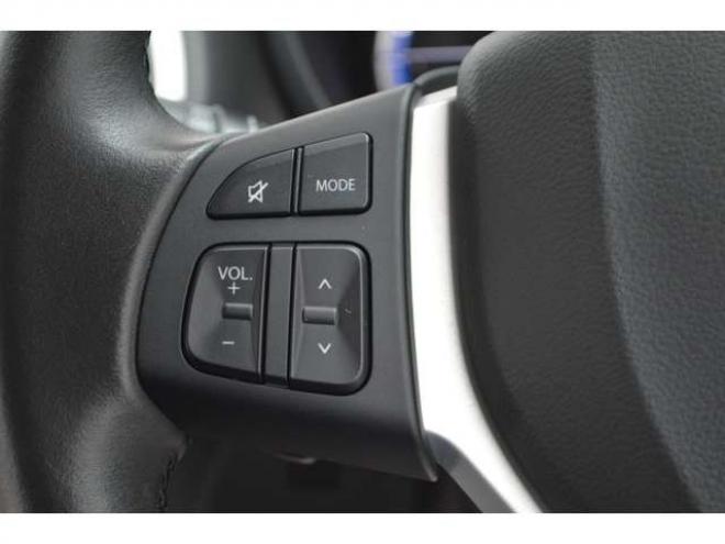 SX4S-CROSS 1.6 4WD　ワンオーナー車ALLGRIP4WD横滑り防止装置パドルシフト横滑り防止装置7インチワイドナビTVディスチャージヘッドライトETCクルーズコントロール社外18インチアルミ 1600