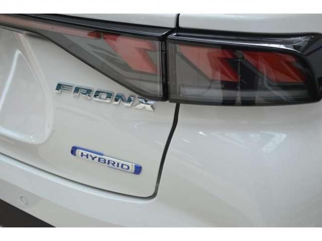 フロンクス1.5 4WD　ハイブリット4WDセーフティサポート搭載4WDスズキコネクト対応通信機装着車アダプティブクルーズコントロール全方位モニター付き9インチナビTVバックカメラハイビームアシストLEDライト 登録済未使用車 1500