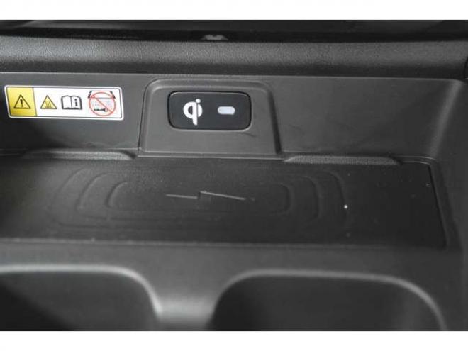 フロンクス1.5 4WD　ハイブリット4WDセーフティサポート搭載4WDスズキコネクト対応通信機装着車アダプティブクルーズコントロール全方位モニター付き9インチナビTVバックカメラハイビームアシストLEDライト 登録済未使用車 1500