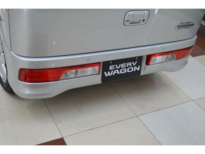 エブリィワゴン PZターボスペシャル 4WD　ワンオーナー車4WDターボセーフティサポート搭載アイドリングストップ横滑り防止装置7インチナビTV両側オートスライドドアオートステップETCハイビームアシストLEDウッドコンビハンドルアイドリングストップ 660