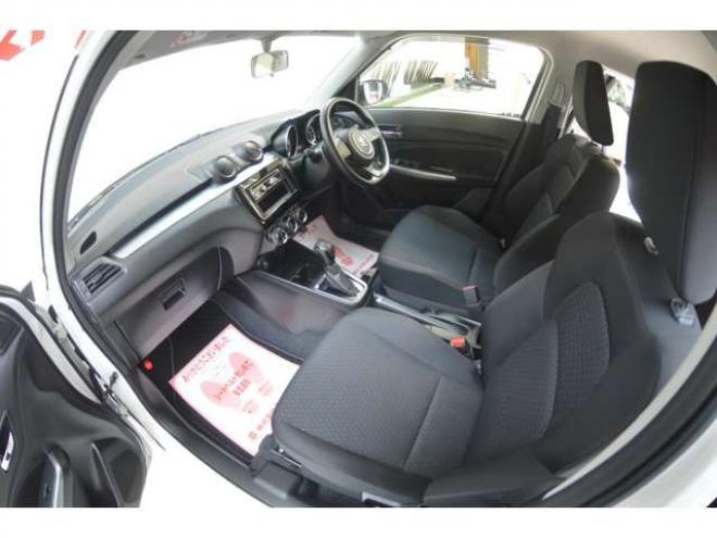 スイフト1.2 XG スズキ セーフティサポート非装着車 4WD　ワンオーナー車4WD横滑り防止装置ABSシートヒータードアミラーヒーターCDスマートキープッシュスタート社外15インチアルミ 1200