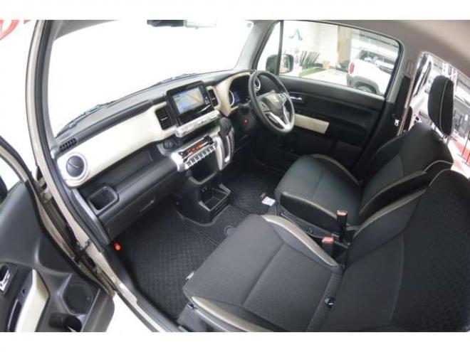 クロスビー1.0 ハイブリッド MZ 4WD　ワンオーナー車ハイブリット4WDターボパドルシフトセーフティサポート搭載アダプティブクルーズコントロールアイドリングストップ全方位モニター付8インチナビTVバックカメラハイビームアシストLEDライト 1000