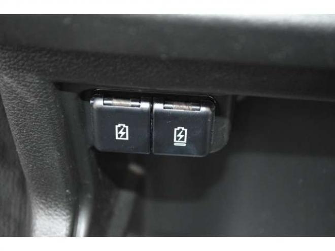 クロスビー1.0 ハイブリッド MZ 4WD　ワンオーナー車ハイブリット4WDターボパドルシフトセーフティサポート搭載アダプティブクルーズコントロールアイドリングストップ全方位モニター付8インチナビTVバックカメラハイビームアシストLEDライト 1000