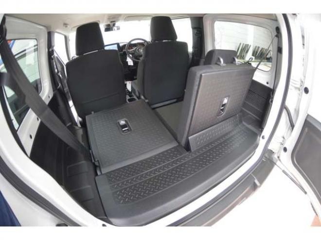 ジムニーXC 4WD　ワンオーナー4WDターボセーフティサポート搭載8インチナビTVバックカメラLEDライトクルーズコントロール 660