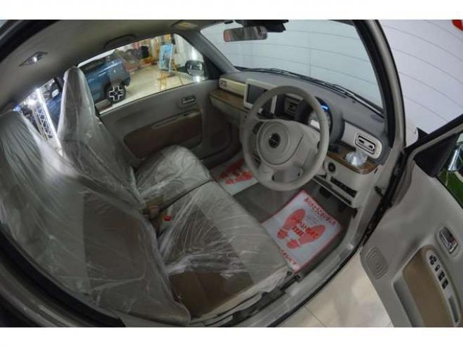 ラパンハイブリッド X 4WD　ハイブリッド4WDセーフティサポート搭載スズキコネクト対応通信機装着車アイドリングストップ全方位モニター用カメラパッケージハイビームアシストLEDライト 登録済未使用車 660