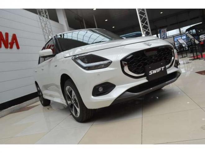 スイフト1.2 ハイブリッド MZ 4WD　ハイブリッド4WDセーフティサポート搭載スズキコネクト対応通信機装着車アイドリングストップ全方位モニター付9インチナビTVバックカメラLEDアダプティブクルーズコントロー電動パーキングブレーキ 登録済未使用車 1200