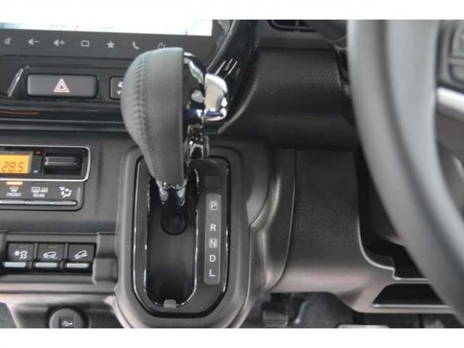 ハスラーハイブリッド X 4WD　届出済未使用車ハイブリッド4WDセーフティサポート搭載スズキコネクト対応通信機装着車全方位モニター9インチナビTVバックカメラアダプティブクルーズコントロールハイビームアシストLEDライト 660