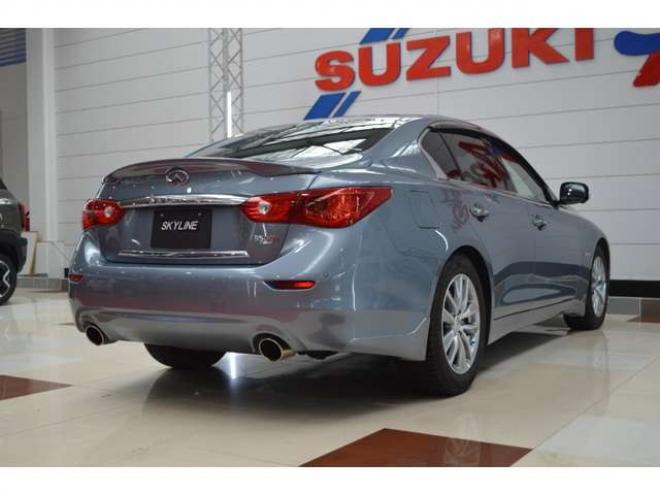 スカイライン3.5 350GT FOUR ハイブリッド タイプP　ハイブリッド4WDアイドリングストップエマージェンシーブレーキ横滑り防止装置HIDライト全方位モニター付純正ナビTVバックカメラ黒革シートヒーターETCアダプティブクルーズコントロール 3500