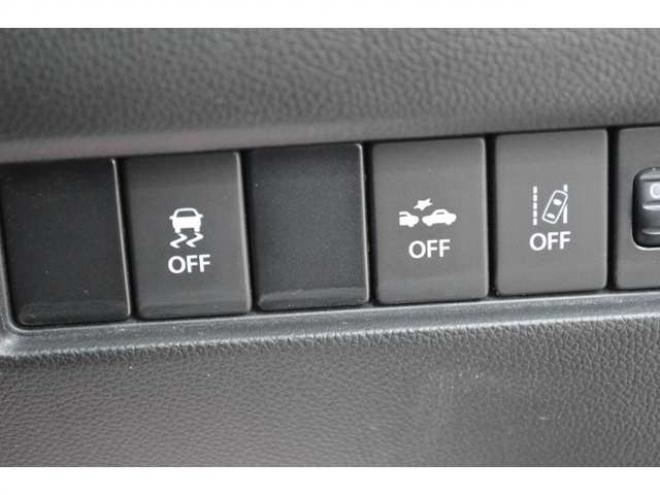 スイフト1.2 XGリミテッド 4WD　ワンオーナー特別仕様車4WDセーフティサポート搭載デュアルセンサーブレーキサポート誤発信抑制機能アダプティブクルーズコントロール7インチワイドナビTVシートヒーター 1200