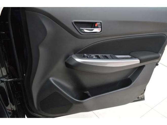 スイフト1.2 XGリミテッド 4WD　ワンオーナー特別仕様車4WDセーフティサポート搭載デュアルセンサーブレーキサポート誤発信抑制機能アダプティブクルーズコントロール7インチワイドナビTVシートヒーター 1200