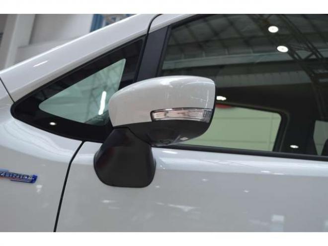 ワゴンRスティングレー ハイブリッド T 4WD　ワンオーナー車ハイブリッド4WDターボセーフティサポート搭載アイドリングストップパドルシフトLEDライトアダプティブクルーズコントロール横滑り防止装置ヘッドアップディスプレイ 660