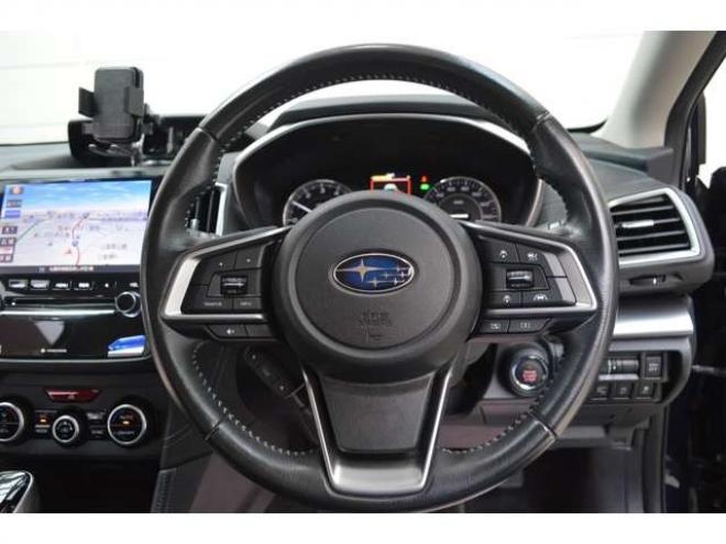 インプレッサスポーツ 2.0 i-L アイサイト 4WD　ワンオーナー車4WDパドルシフトアイサイトアイドリングストップ横滑り防止装置レーダークルーズコントロール純正8インチナビTVバックカメラブラインドスポットモニター前後ドラレコETCパーキングセンサーLEDライト 2000