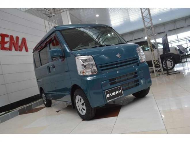 エブリィPC ハイルーフ 4WD　届出済未使用車ハイルーフCVTマチック4WDセーフティサポート搭載ハイビームアシスト付LEDライトCDステレオETCドライブレコーダー純正エンジンスターターシートヒーター 660