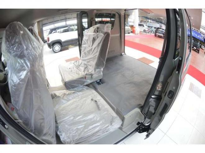 エブリィジョイン ハイルーフ 4WD　届出済未使用車ハイルーフ4WDインパネCVTセーフティサポート搭載アイドリングストップ横滑り防止装置ハイビームアシストLEDライト 660