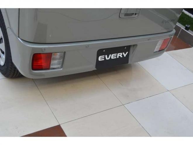 エブリィジョイン ハイルーフ 4WD　届出済未使用車ハイルーフ4WDインパネCVTセーフティサポート搭載アイドリングストップ横滑り防止装置ハイビームアシストLEDライト 660