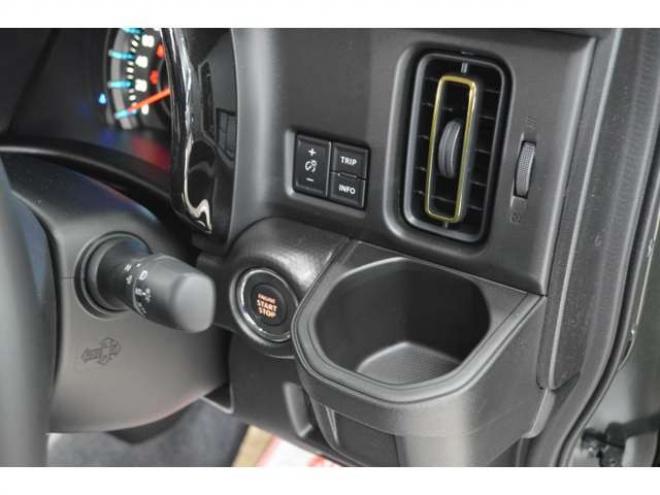 エブリィジョイン ハイルーフ　届出済未使用車4WDインパネCVTセーフティサポート搭載アイドリングストップ横滑り防止装置バックアイカメラディスプレイオーディオハイビームアシストLEDライト 660