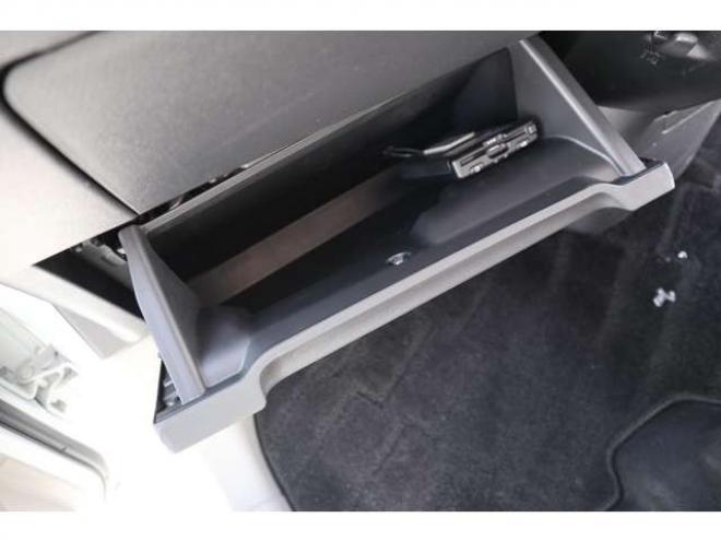 eKワゴンM 4WD　純正CDプレイヤー　オートライト　衝突軽減ブレーキ　車線逸脱警報　パーキングセンサー　ETC 660