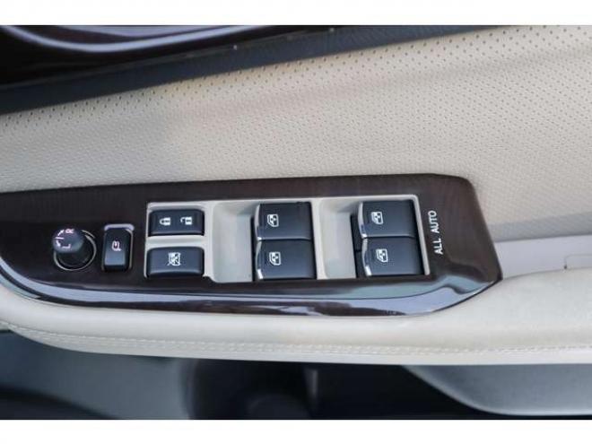 レガシィB4 2.5 4WD　純正フルセグナビ　ETC　ドライブレコーダー　シートヒーター　LEDヘッドライト　ヘッドライトウォッシャー　電動パーキングブレーキ 2500