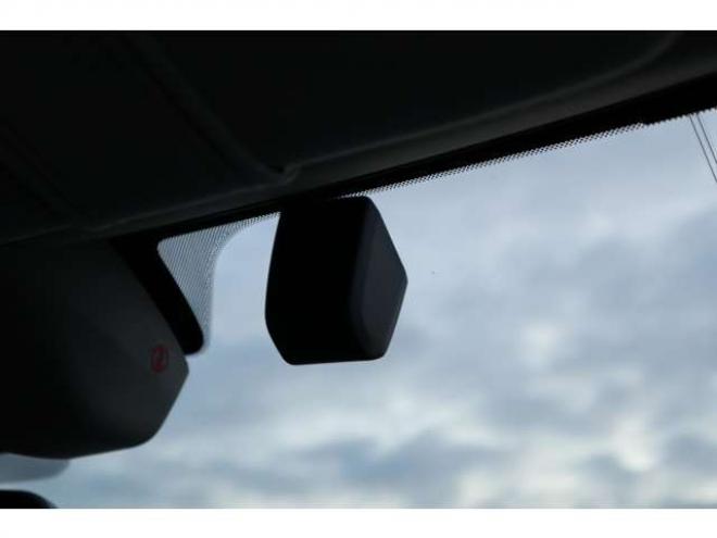 レガシィB4 2.5 4WD　純正フルセグナビ　ETC　ドライブレコーダー　シートヒーター　LEDヘッドライト　ヘッドライトウォッシャー　電動パーキングブレーキ 2500