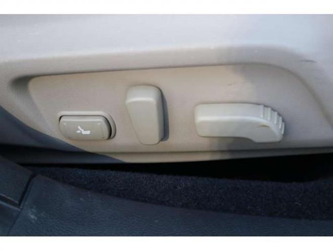 レガシィB4 2.5 4WD　純正フルセグナビ　ETC　ドライブレコーダー　シートヒーター　LEDヘッドライト　ヘッドライトウォッシャー　電動パーキングブレーキ 2500