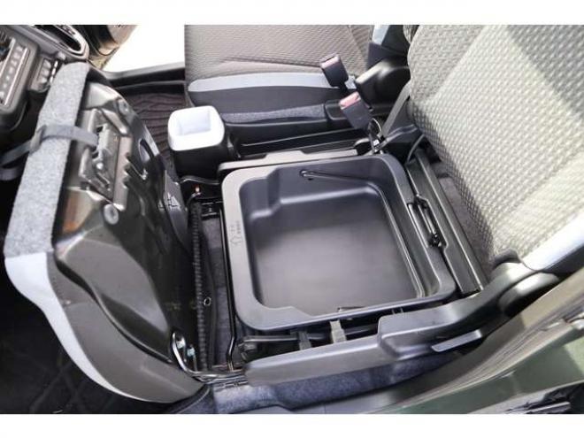 フレアクロスオーバーハイブリッド XT 4WD　デュアルカメラブレーキ　パドルシフト 660