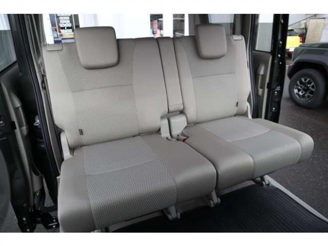 タウンボックスG ハイルーフ 4WD　社外ナビ　バックカメラ　社外前側ドライブレコーダー　ET　C　助手席側電動スライドドア　LEDヘッドライト　デュアルカメラブレーキサポート 660