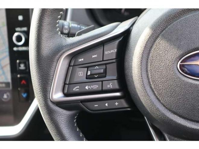 インプレッサハッチバック 2.0 ST 4WD　純正11.6インチフルセグナビ　全方位カメラ　シートヒーター　社外ドライブレコーダー　電動パーキングブレーキ　オートライト　ETC　アダプティブクルーズコントロール 2000