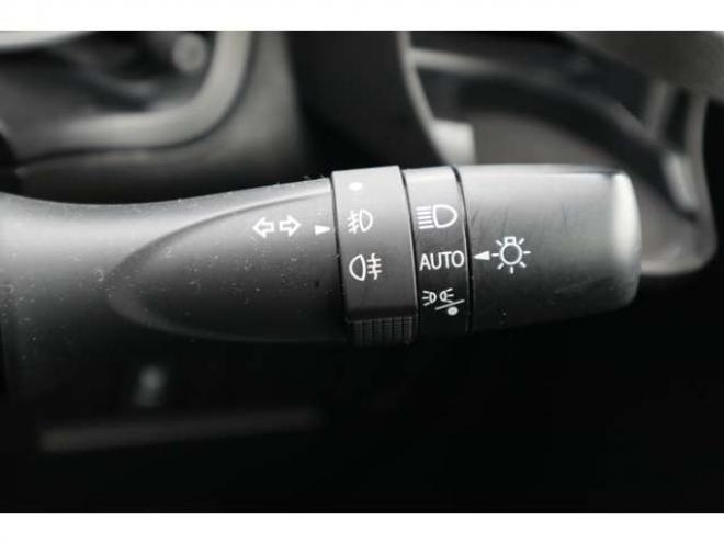 スイフトスポーツ 1.4 スズキ セーフティ サポート非装着車　純正フルセグナビ　ETC　LEDヘッドライト　オートライト　クルーズコントロール　　シートヒーター　ステアリングリモコンスイッチ 2WD 1400