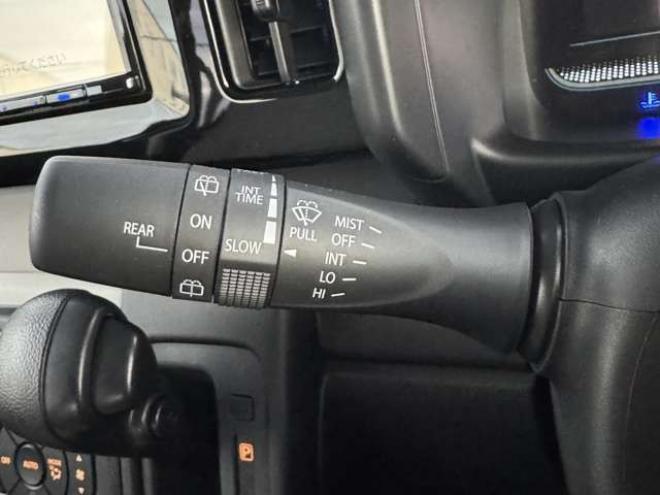 スペーシアハイブリッド X 4WD　純正ナビ　LEDヘッドライト　デュアルセンサーブレーキサポート　横滑り防止装置　両側電動スライドドア 660