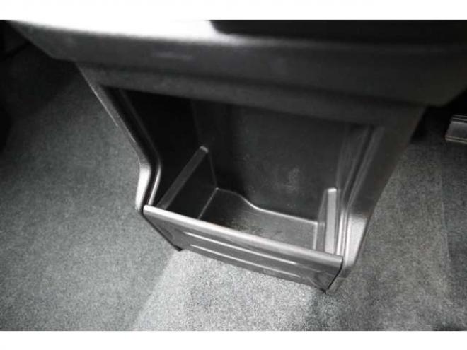 クロスビー1.0 ハイブリッド MX スズキ セーフティ サポートパッケージ装着車 4WD　CDプレイヤー　シートヒーター　アイドリングストップ　パーキングセンサー　デュアルセンサーブレーキサポート　ヒルディセントコントロール 1000