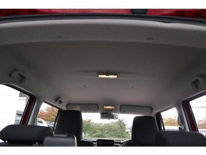 クロスビー1.0 ハイブリッド MX スズキ セーフティ サポートパッケージ装着車 4WD　CDプレイヤー　シートヒーター　アイドリングストップ　パーキングセンサー　デュアルセンサーブレーキサポート　ヒルディセントコントロール 1000