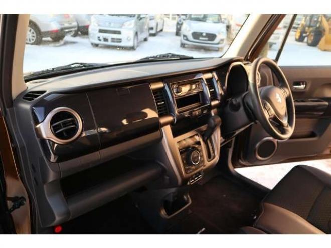 ハスラーJスタイルIIIターボ 4WD　1オーナー　特別仕様　4WD　ターボ　衝突軽減ブレーキ　CDプレイヤー　クルーズコントロール　LEDヘッドライト　オートエアコン　シートヒーター 660