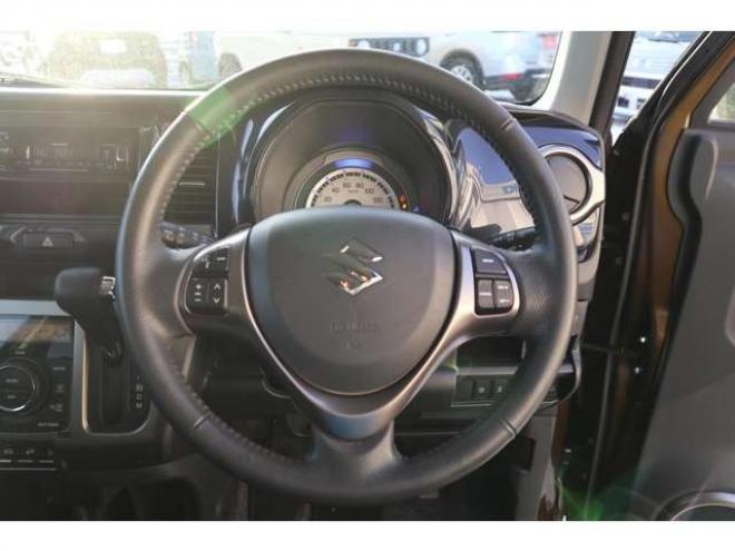 ハスラーJスタイルIIIターボ 4WD　1オーナー　特別仕様　4WD　ターボ　衝突軽減ブレーキ　CDプレイヤー　クルーズコントロール　LEDヘッドライト　オートエアコン　シートヒーター 660