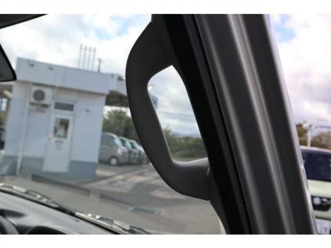 タウンボックスG ハイルーフ 4WD　社外ワンセグナビ　Bluetooth ETC　オートライト　シートヒーター　助手席側電動スライドドア　衝突軽減ブレーキ 660