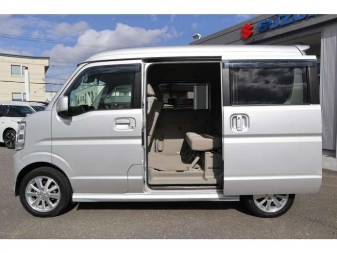 タウンボックスG ハイルーフ 4WD　社外ワンセグナビ　Bluetooth ETC　オートライト　シートヒーター　助手席側電動スライドドア　衝突軽減ブレーキ 660