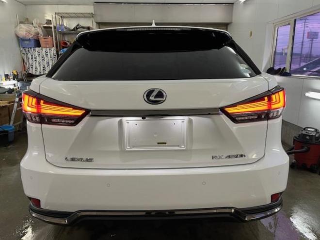 レクサスＲＸ４５０ｈ　Ｆスポーツ　本州仕入　寒冷地仕様　純正ムーンルーフ　レクサスセーフティセンス　ヘッドアップディスプレイ　全方位パノラミックビューモニター　純正２０インチＡＷ　純正１８ＡＷ＋スタッドレスタイヤ付　リア３面フィルム 4WD 3500 5Dr