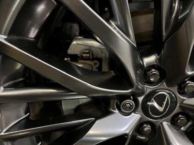 レクサスＲＸ４５０ｈ　Ｆスポーツ　本州仕入　寒冷地仕様　純正ムーンルーフ　レクサスセーフティセンス　ヘッドアップディスプレイ　全方位パノラミックビューモニター　純正２０インチＡＷ　純正１８ＡＷ＋スタッドレスタイヤ付　リア３面フィルム 4WD 3500 5Dr