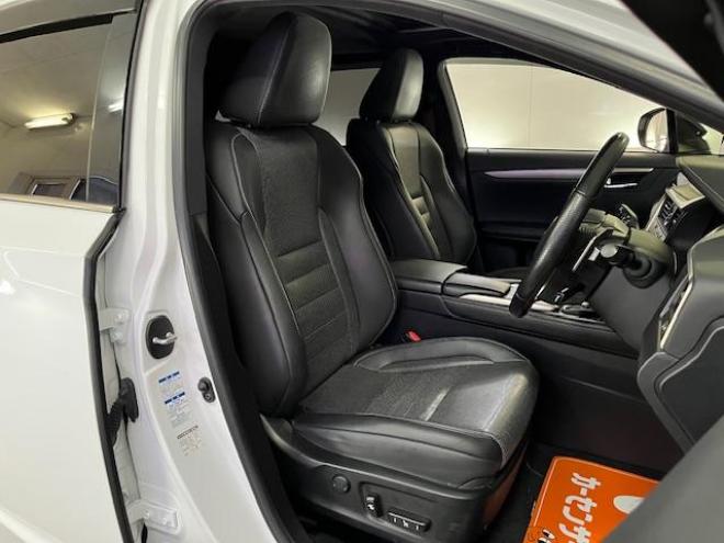 レクサスＲＸ４５０ｈ　Ｆスポーツ　本州仕入　寒冷地仕様　純正ムーンルーフ　レクサスセーフティセンス　ヘッドアップディスプレイ　全方位パノラミックビューモニター　純正２０インチＡＷ　純正１８ＡＷ＋スタッドレスタイヤ付　リア３面フィルム 4WD 3500 5Dr